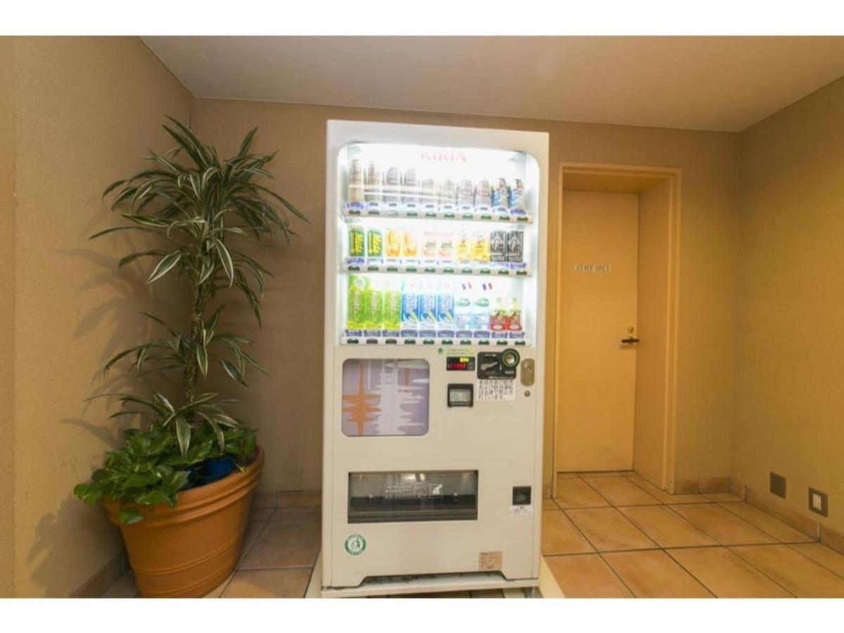 R&B Hotel Umeda East - Vacation Stay 40691V Осака Экстерьер фото